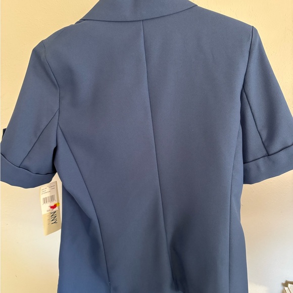 Donkenny Women's Classic Blue Suit‎ Jacket - Picture 3 of 3